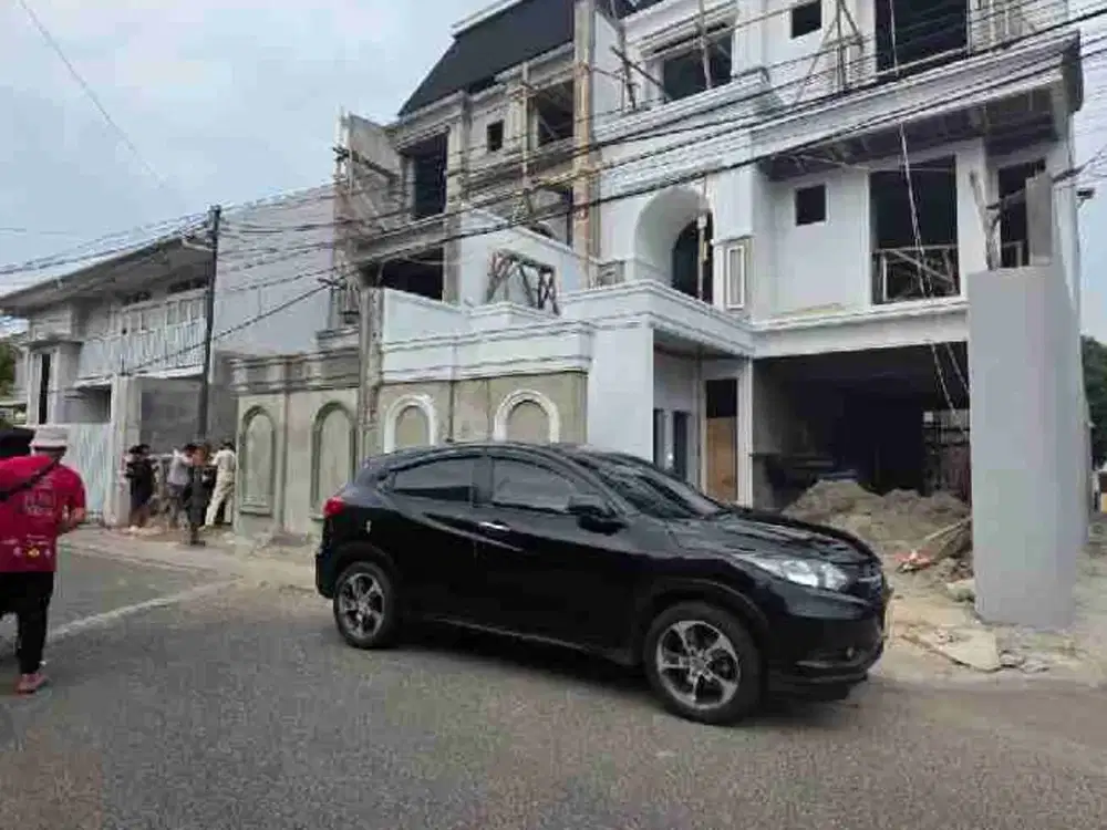 jual rumah tahap bangun di Tebet Timur dekat patra Kuningan Jakarta Selatan