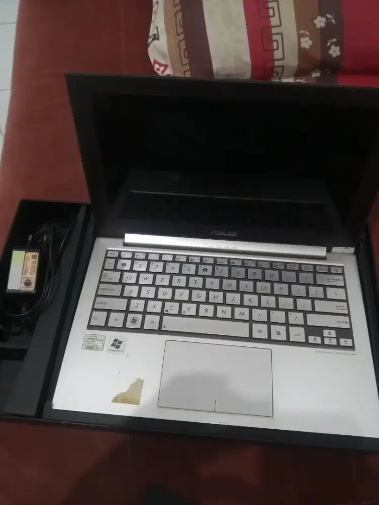 Asus Zenbook UX31E Fullset