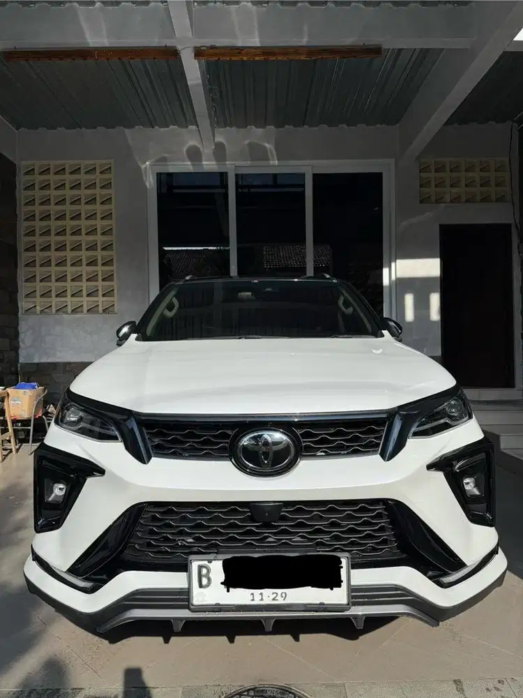 For Sale Fortuner GR Aero Package 2.8 Diesel (new model) very Low KM!