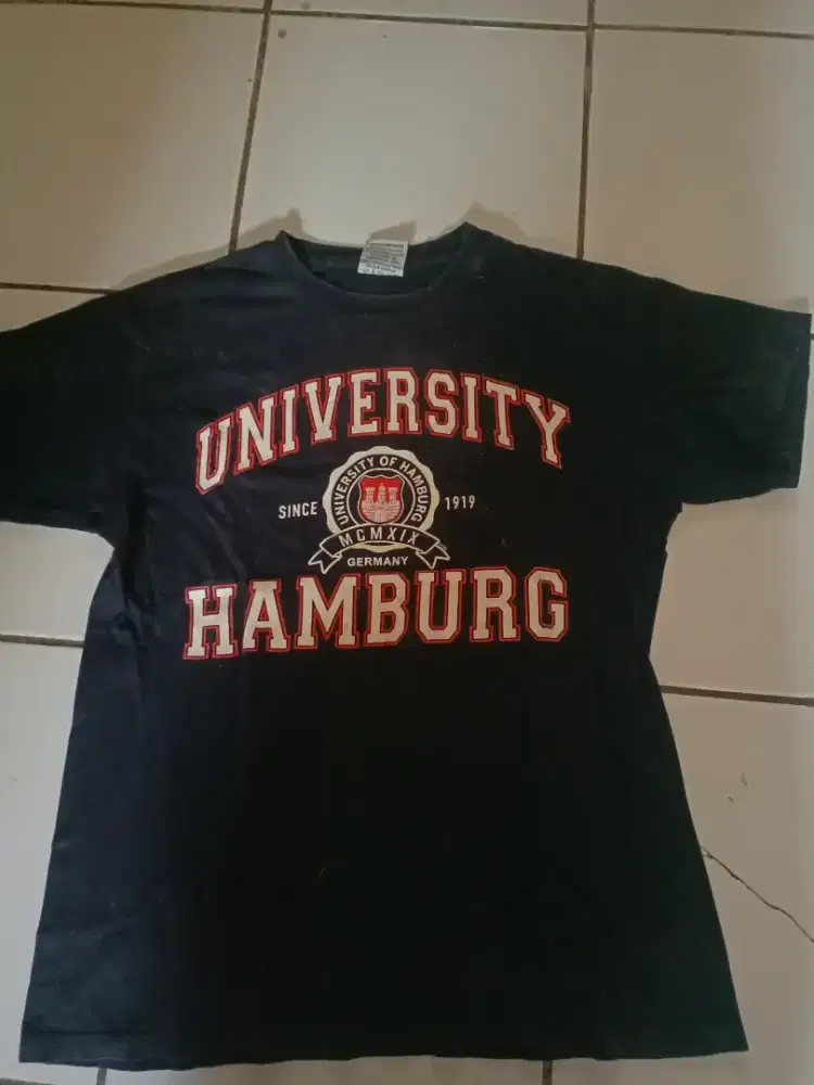 Kaos Luar  yg Istimewa