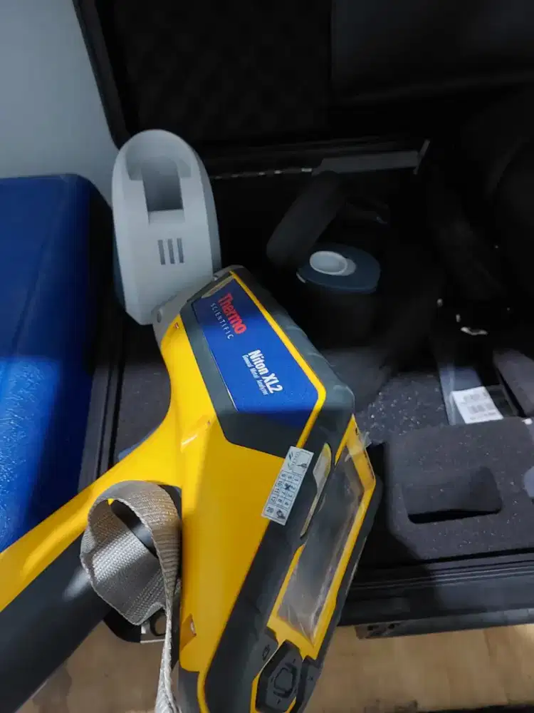 PMI (Positive Material Identification) Thermo Niton XL2  material SS