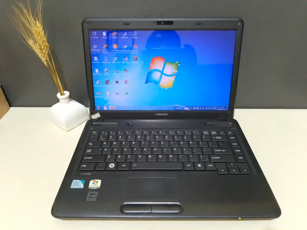 Laptop Toshiba C605 Intel T4500 Ram 2Gb Hdd 500Gb Vga Intel Hd Graphic