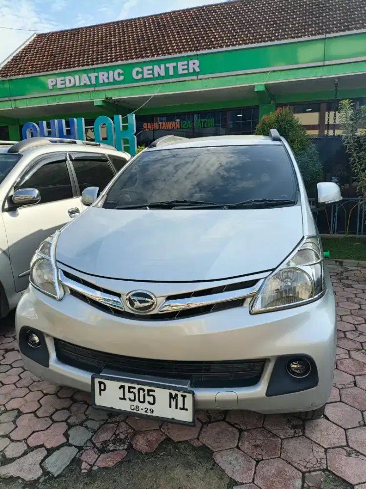 Xenia R Deluxe 2012 matic.