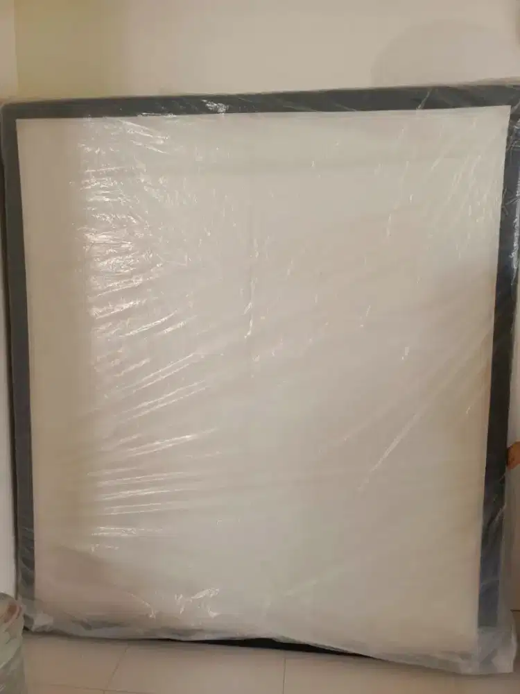 Dipan SERTA UK 180x200 kondisi baru