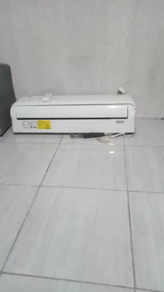 AC GREE 1.5PK Kondisi Baru Gak Jadi Pakai