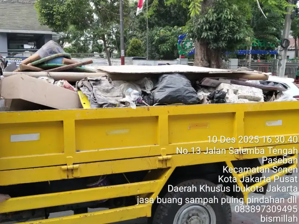 Jasa buang puing dan tanah