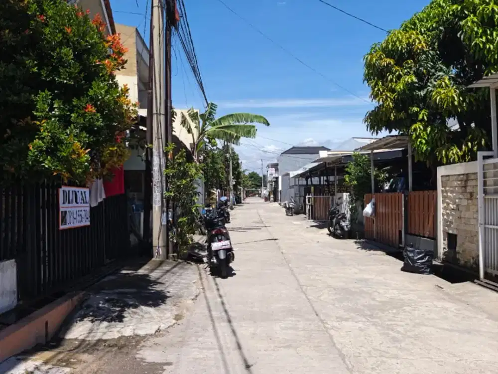 jual cepat, rumah komplek kota Bandung belakang Griya Arcamanik