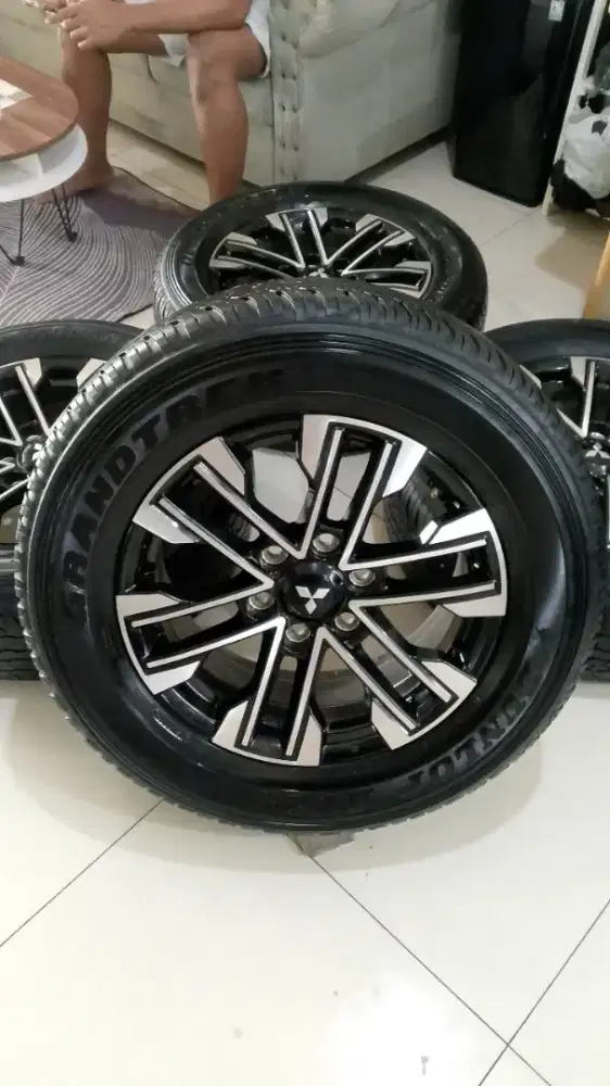 Velg OEM Pajero 2024