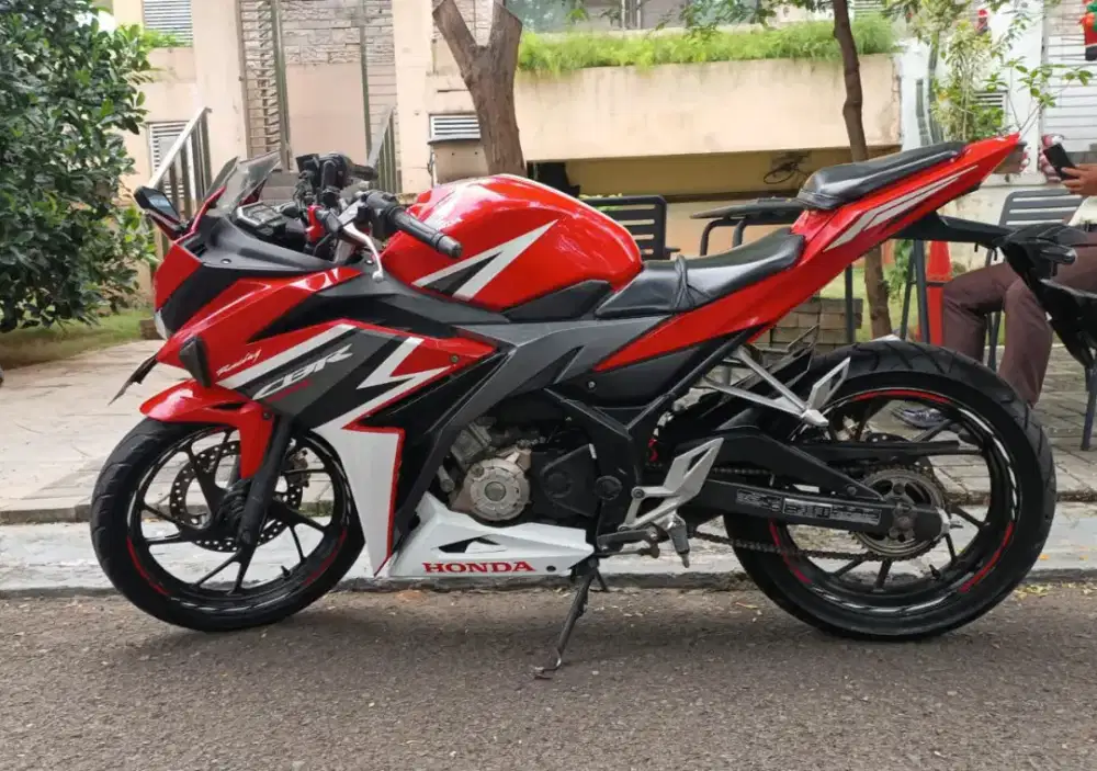 Cbr 150R pajak Oktober 2026