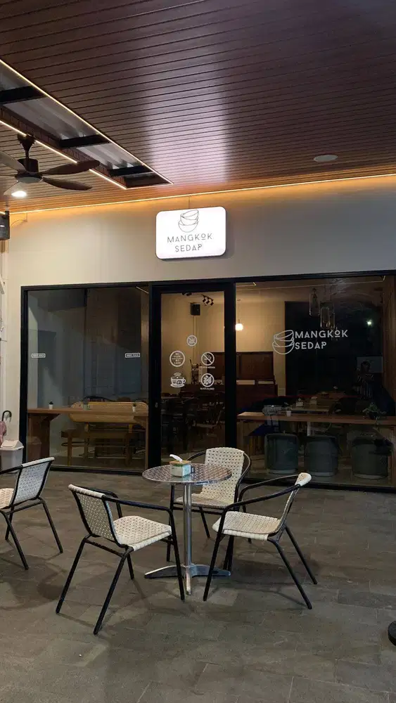 Dibutuhkan Kasir dan Crew Kitchen