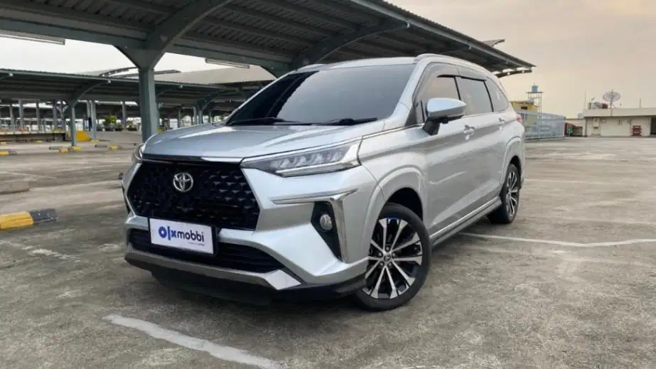 Toyota Avanza 1.5 New Veloz Q CVT Bensin-AT 2021 Silver