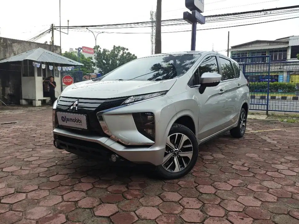 Mitsubishi Xpander  1.5 Exceed Bensin 2019 Silver