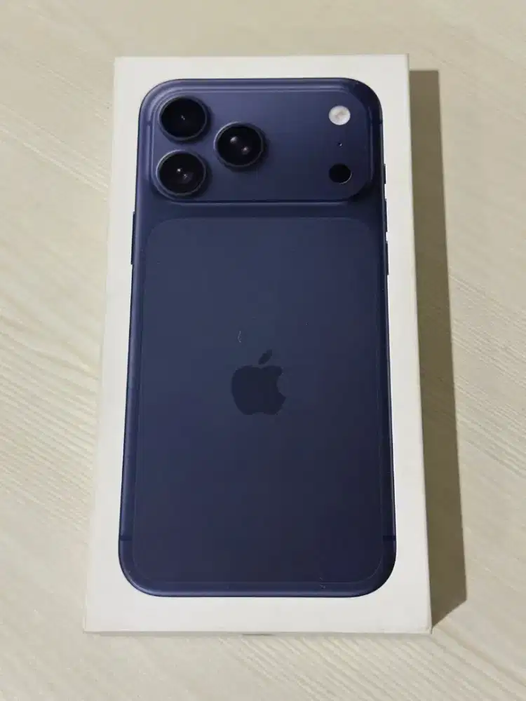 New iPhone 17 Pro Max 1TB Deep Blue resmi iBox garansi blm aktif
