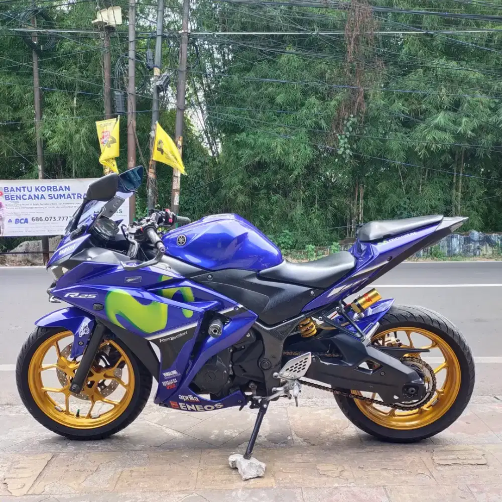 Yamaha R25 Movistar 2015 Bagus lengkap Mesin Cakep