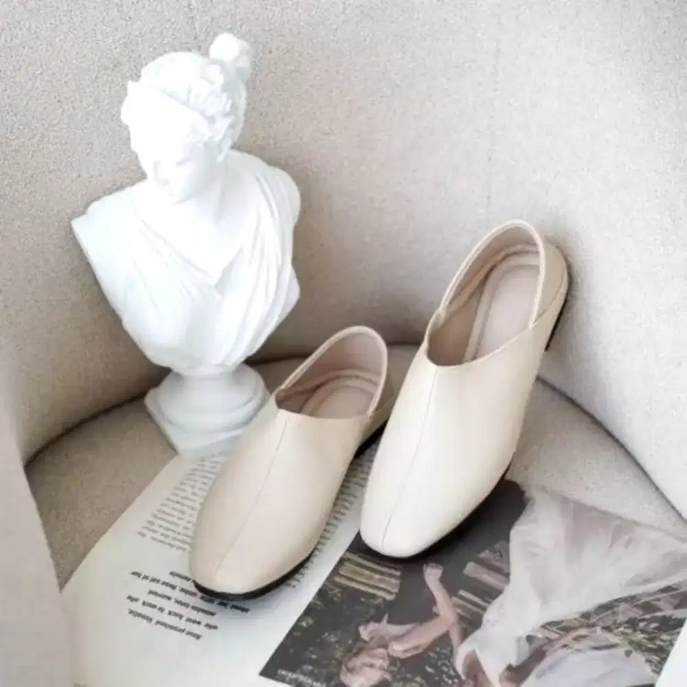 Sepatu baru, salah ukuran