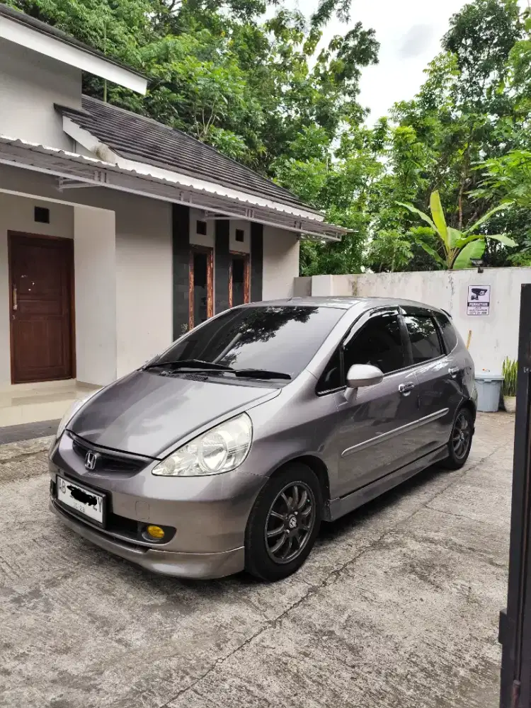 Honda Jazz 2005 matic / GD3 plat AB