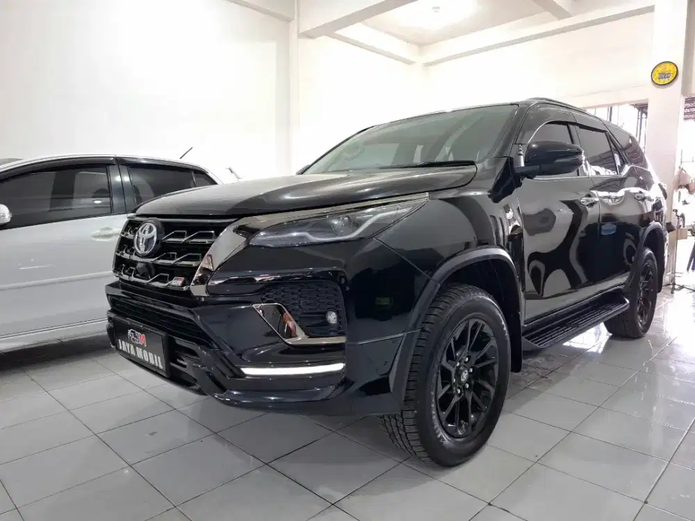 TOYOTA FORTUNER 2.8 GR SPORT, 2022