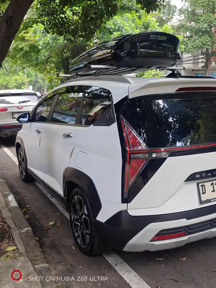 Hyundai Stargazer X 2023 Bensin, Captain seat, kilometer rendah 19rb.