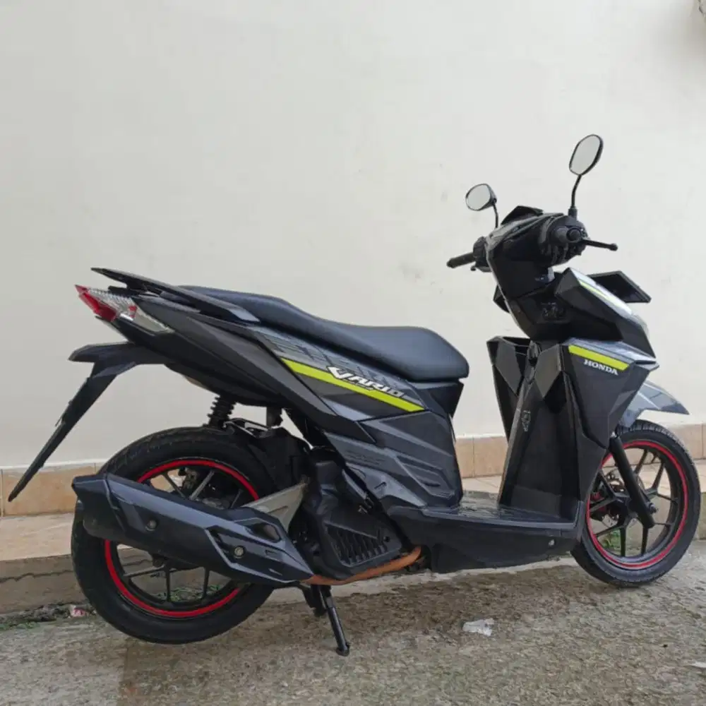 HONDA VARIO 125 CBS ISS TAHUN 2017 CASH / KREDIT MURAH DP MULAI 500 RB