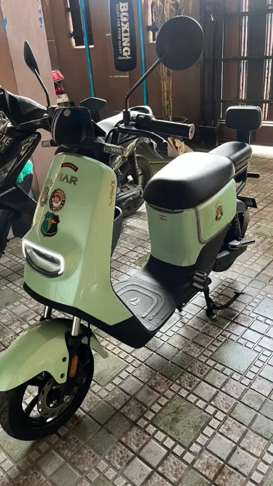 Jual motor listrik viar bekas th 2023