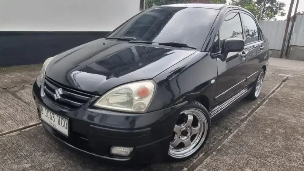 Suzuki Baleno Next G 2004