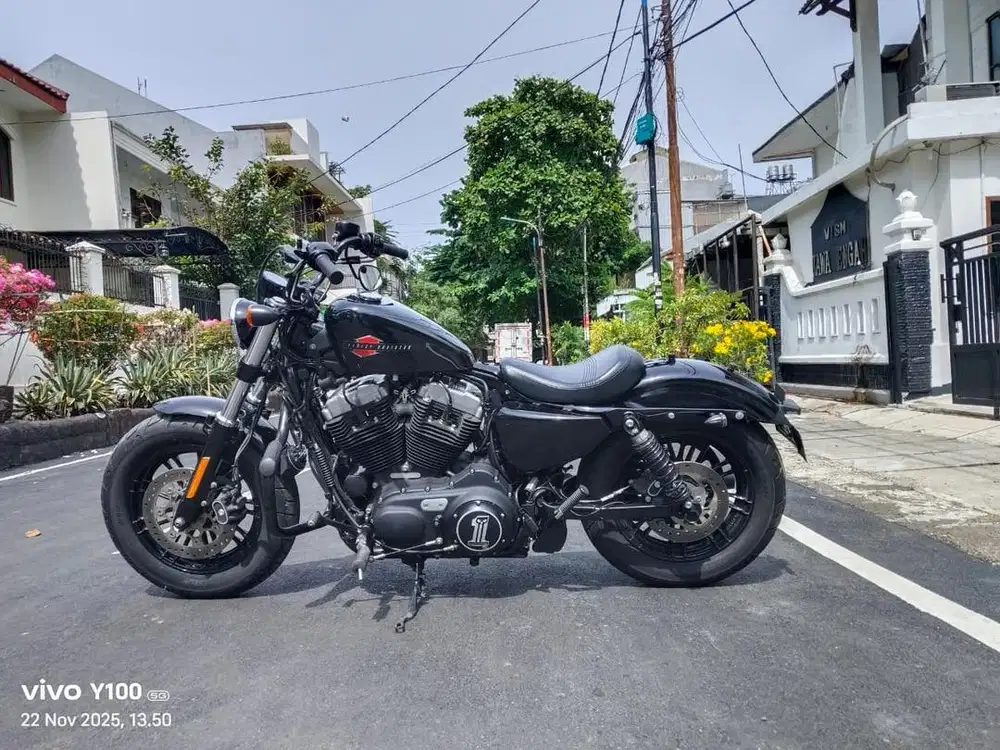 Harley Davidson 48 sportster 1200 Fortyeight