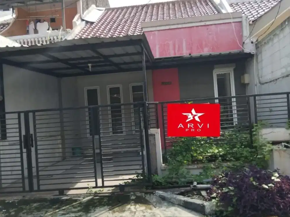 Rumah Strategis di Komplek Duta Harapan di Bekasi