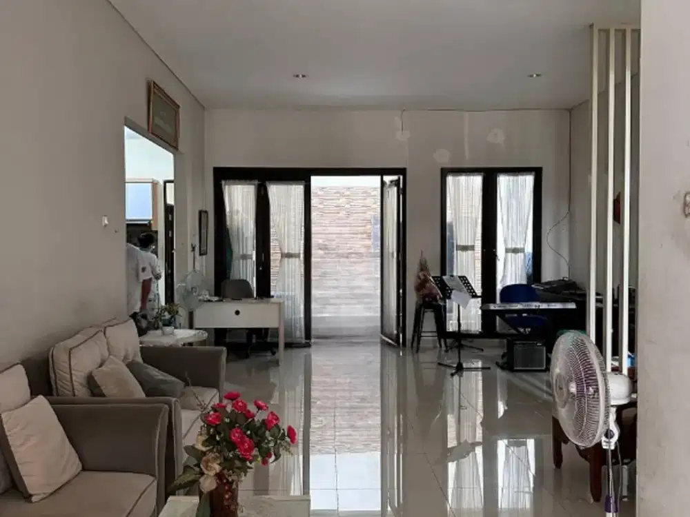 Rumah Siap Huni Di Cluster Asera Harapan Indah, Bekasi