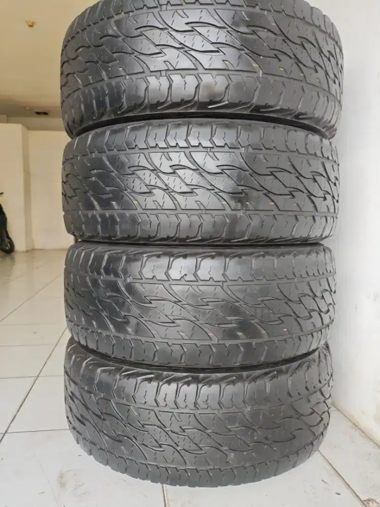 Bridgestone Ring 18 265 60 R18 AT