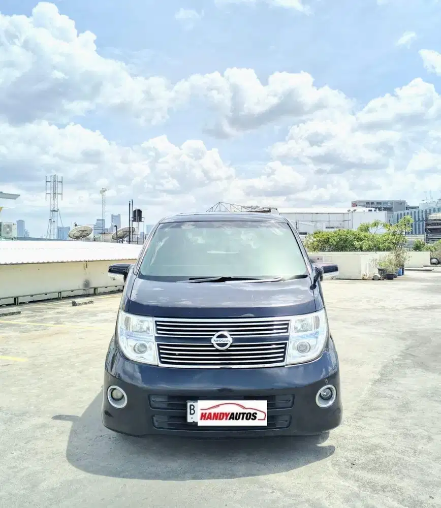 Nissan Elgrand 2.5 HWS Tahun 2009 Automatic Hitam