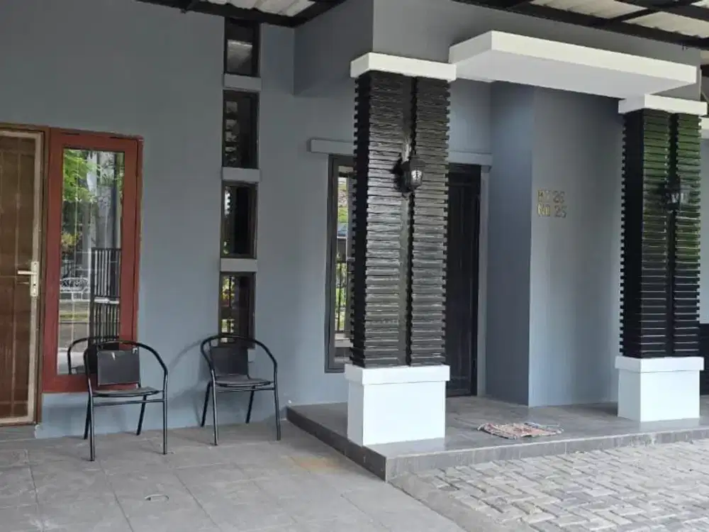Rumah di Cluster Aralia Harapan Indah Bekasi