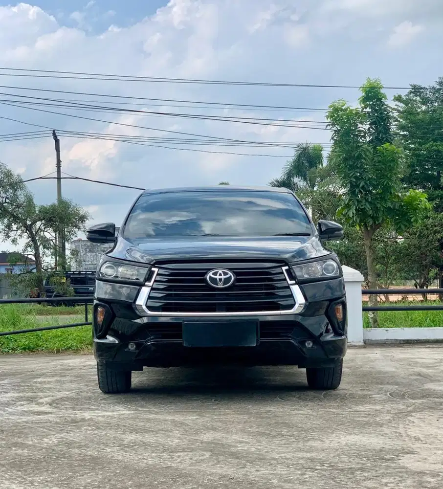 Toyota Innova 2.4 V Diesel AT 2021