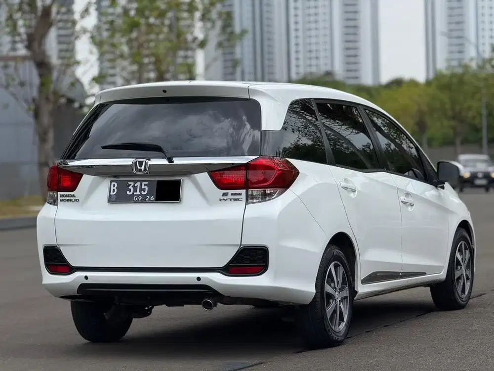 [LOW KM] HONDA MOBILIO 1.5 E PRESTIGE CVT 2016/2017