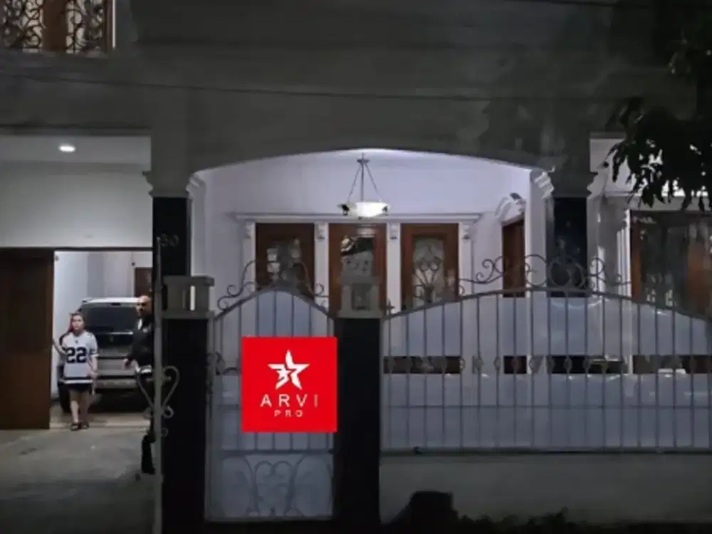Rumah Mewah Furnish di Rawamangun, Jakarta Timur