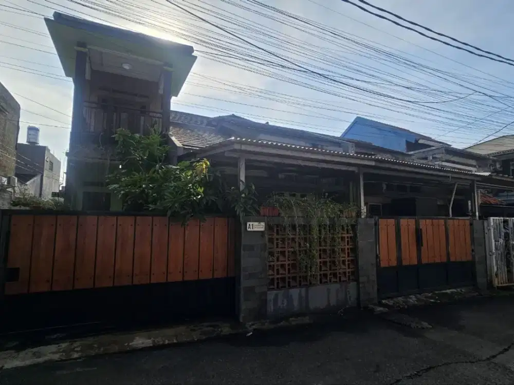 Rumah 2 Lantai di Jatikramat Jatiasih Bekasi Selatan
