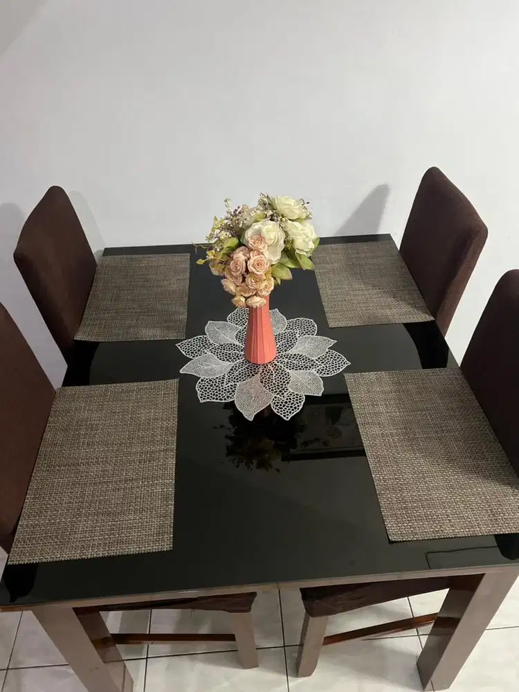 Meja makan jati set asli