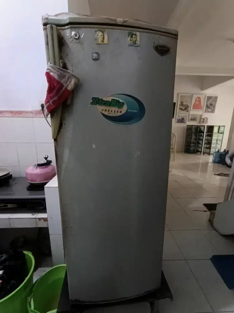 Jual borongan kulkas dan mesin cuci sharp