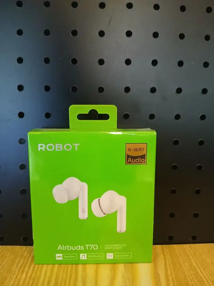 Robot Airbuds T70 LED Wireless Earphone Bluetooth TWS