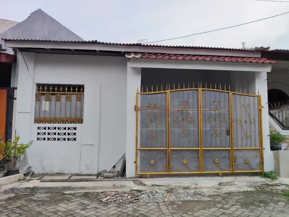 Disewakan Rumah dekat Iamsterdam (Villa Tomang Baru)
