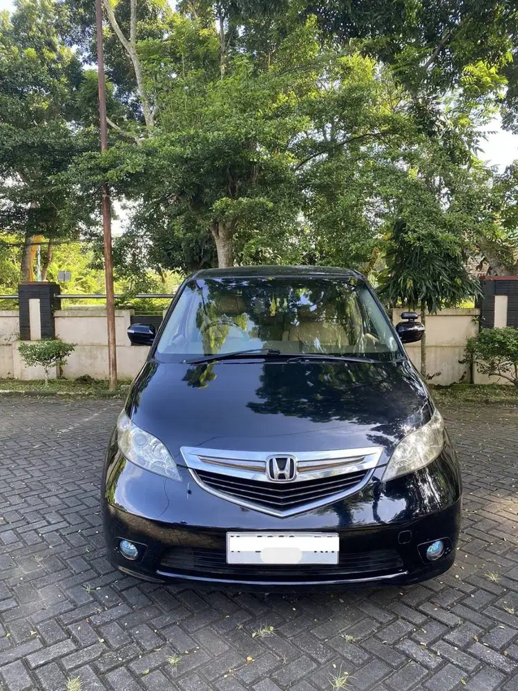 BU - Honda Elysion MPV Premium