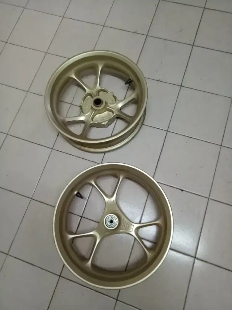 Jual velg racing orsinil nmax new generasi ke 2 tahun 2024 mulus