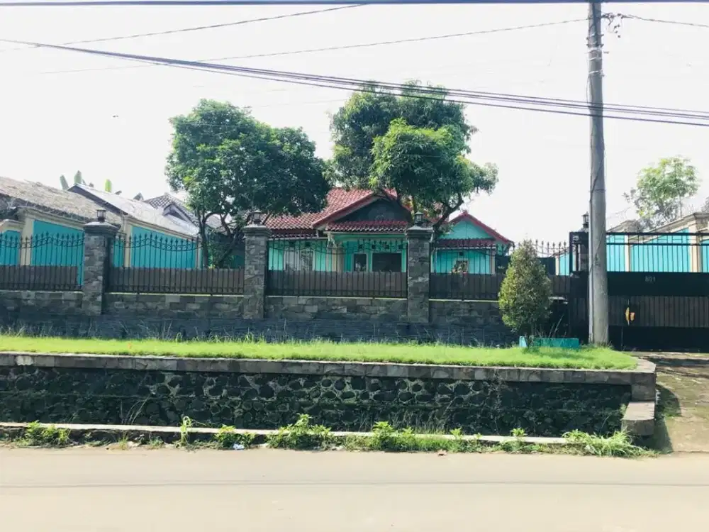 Dijual Rumah Dengan Halaman Luas Di Cibungbulang Kab Bogor (harga bisa nego tipis)
