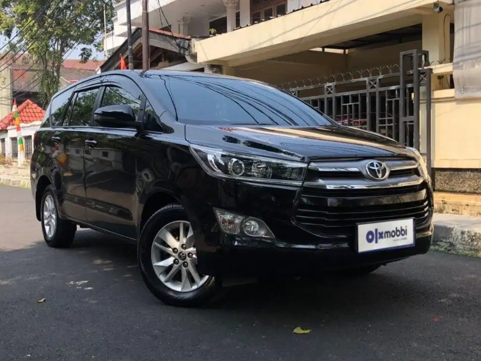 TDP 15JT Toyota Kijang Innova 2.4 V Solar-AT Hitam 2018