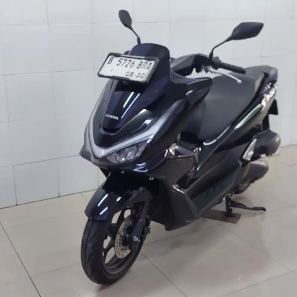 Honda pcx 160 cbs 2025 dp 1juta