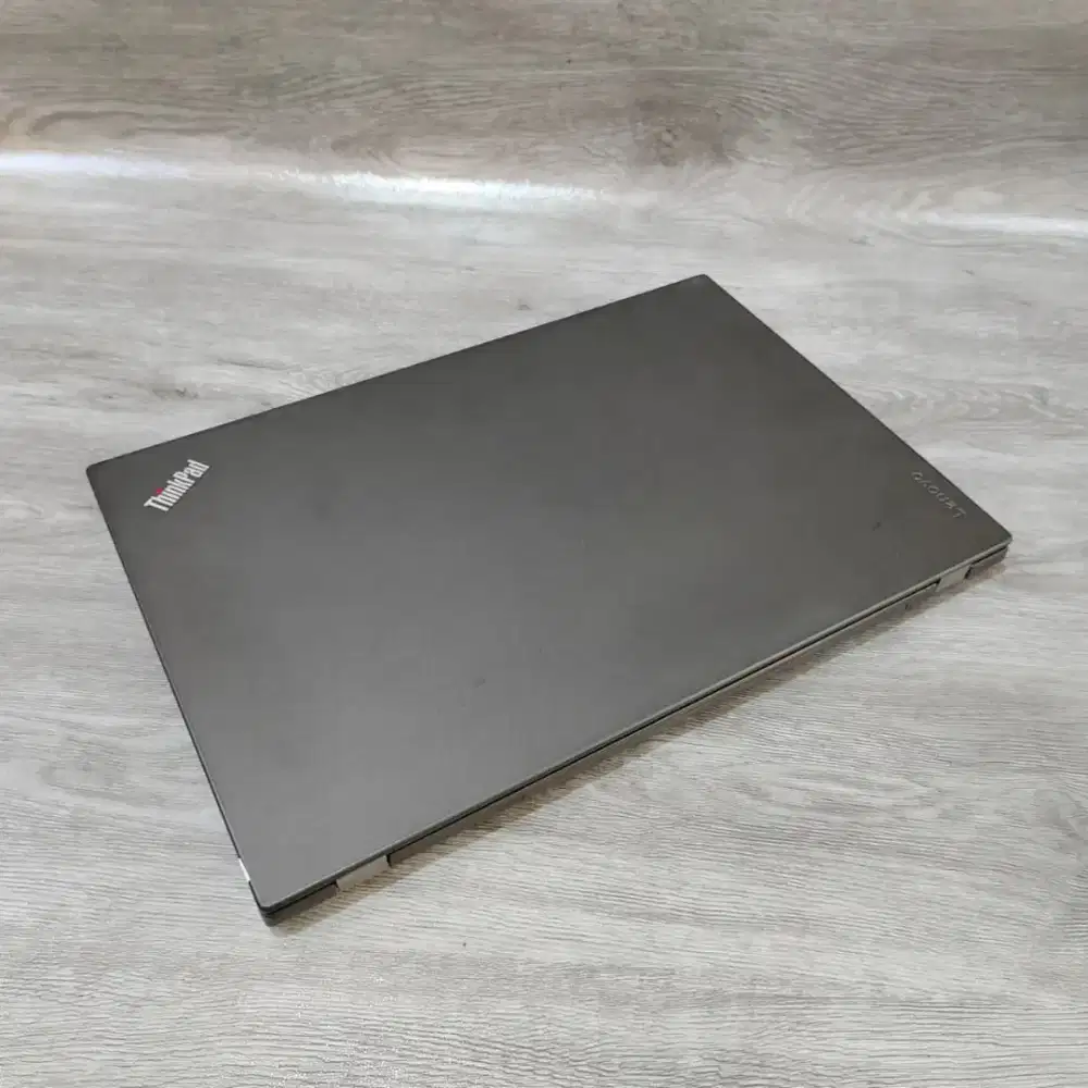 Laptop Lenovo Thinkpad Slim Core i5 Gen 6  Ram 16GB Bonus Mouse baru