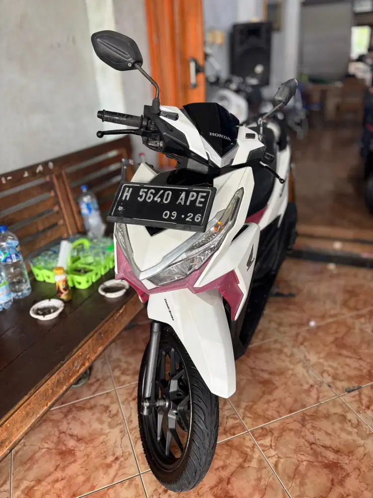 Vario 150 2016 putih