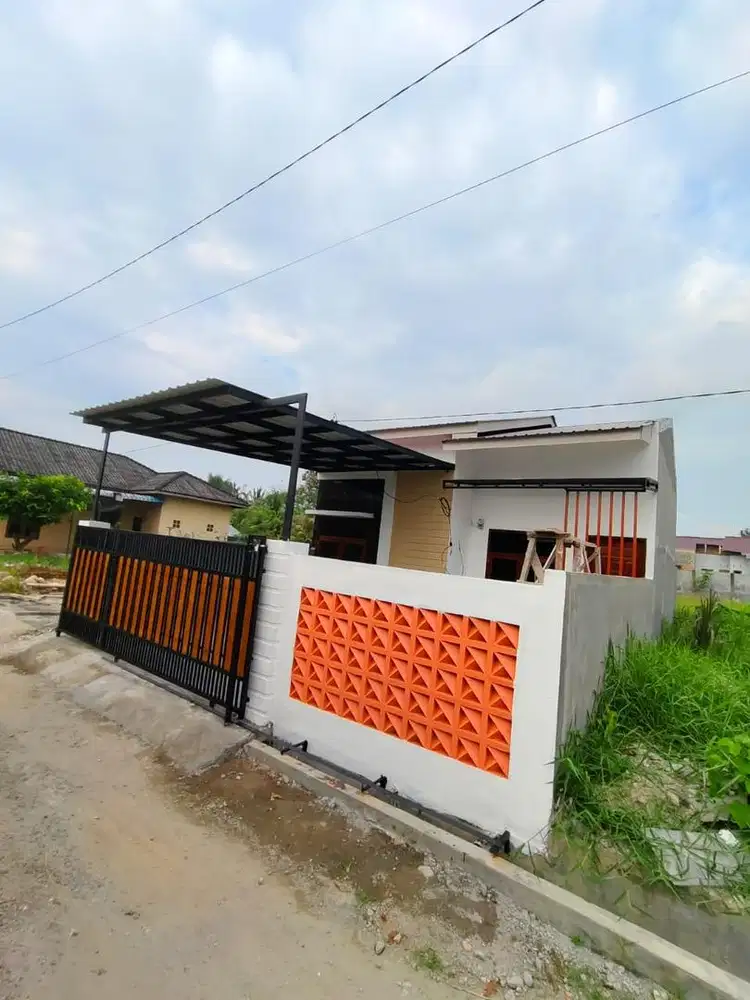Murah banget rumah 300 jutaan marelan ada pagar canopy