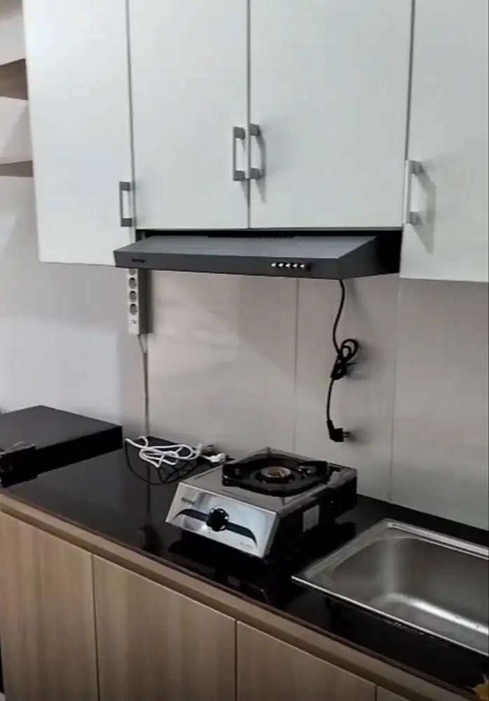 DIJUAL APARTEMEN AMEGA CROWN RESIDENCE LANTAI 9 - BARU GRESS - FURNISH