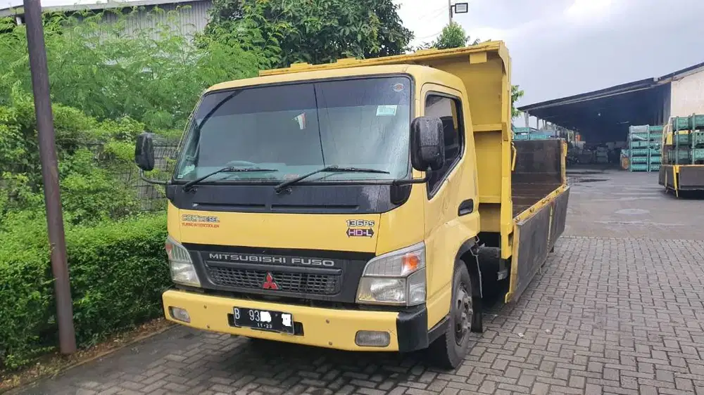 truck canter FE84 hoki tangan-1 jarang ada murah kerja ringan jakarta