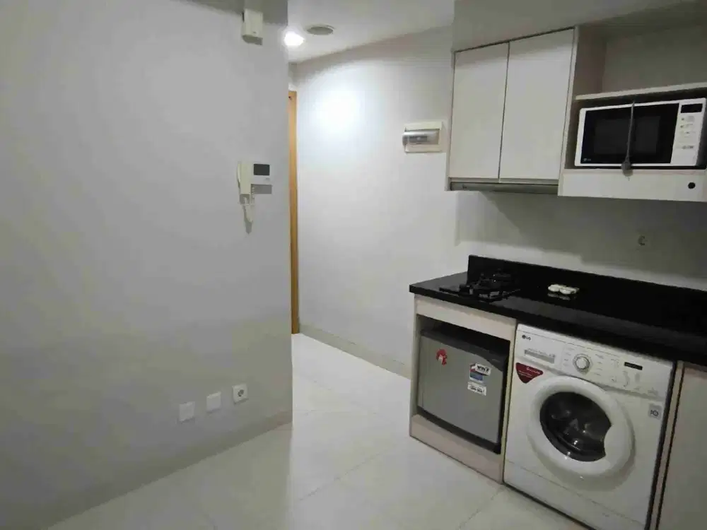 di sewakan apartemen the mansion Kemayoran tipe 2 bedroom furnish